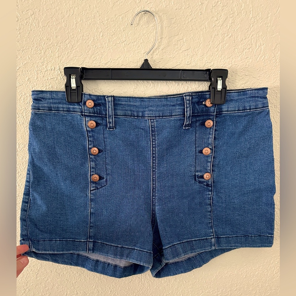 *NWOT* No Boundaries Junior’s High Rise Sailor Shorts SZ 15 (Juniors XL)